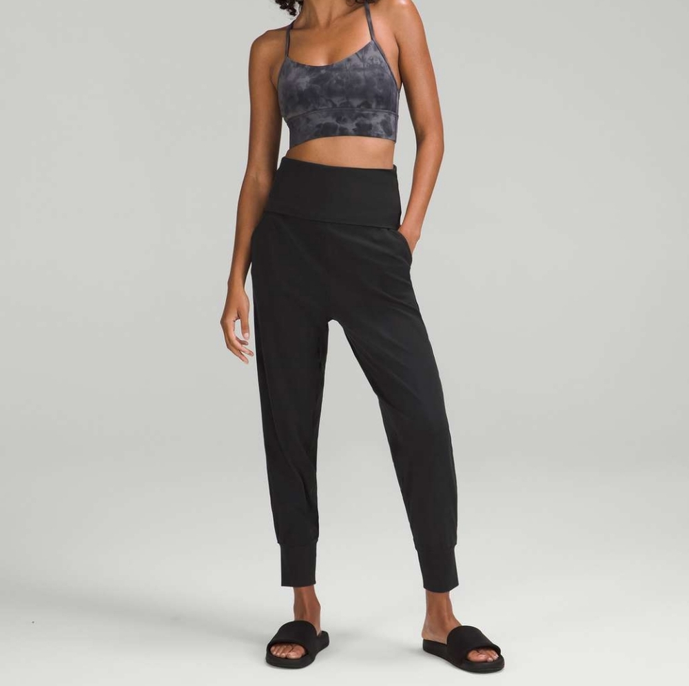 Ribbef waist Align joggers 28" size 6 blk